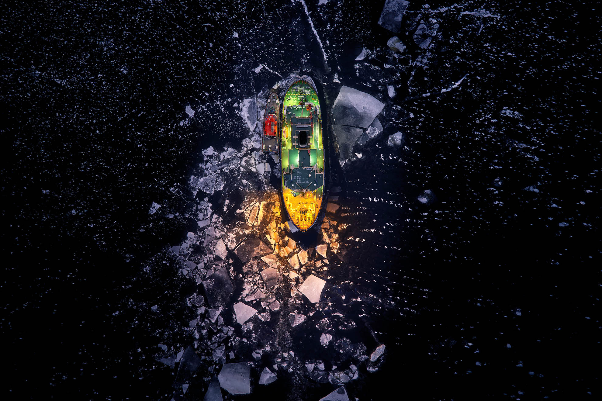 Winter team building in Lapland